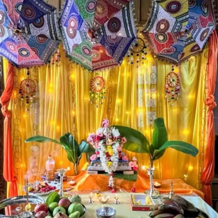 Book Ganesh Chaturthi Decor with Lights in Bangalore